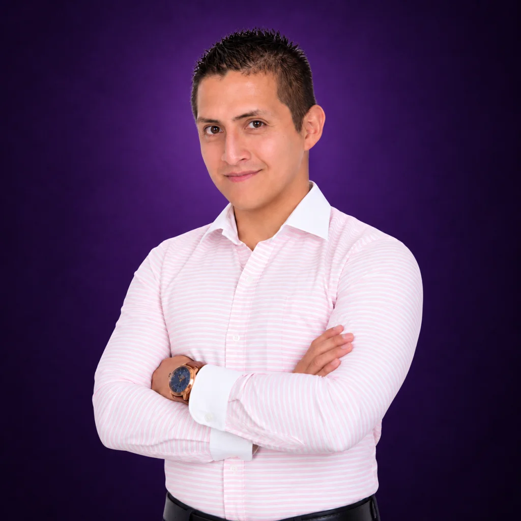 Tim Villafuerte 